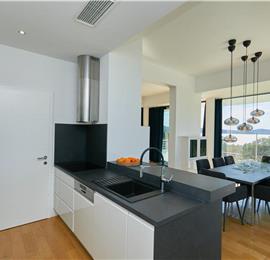 6 Bedroom Seafront Villa with Pool near Slano, Sleeps 12-14